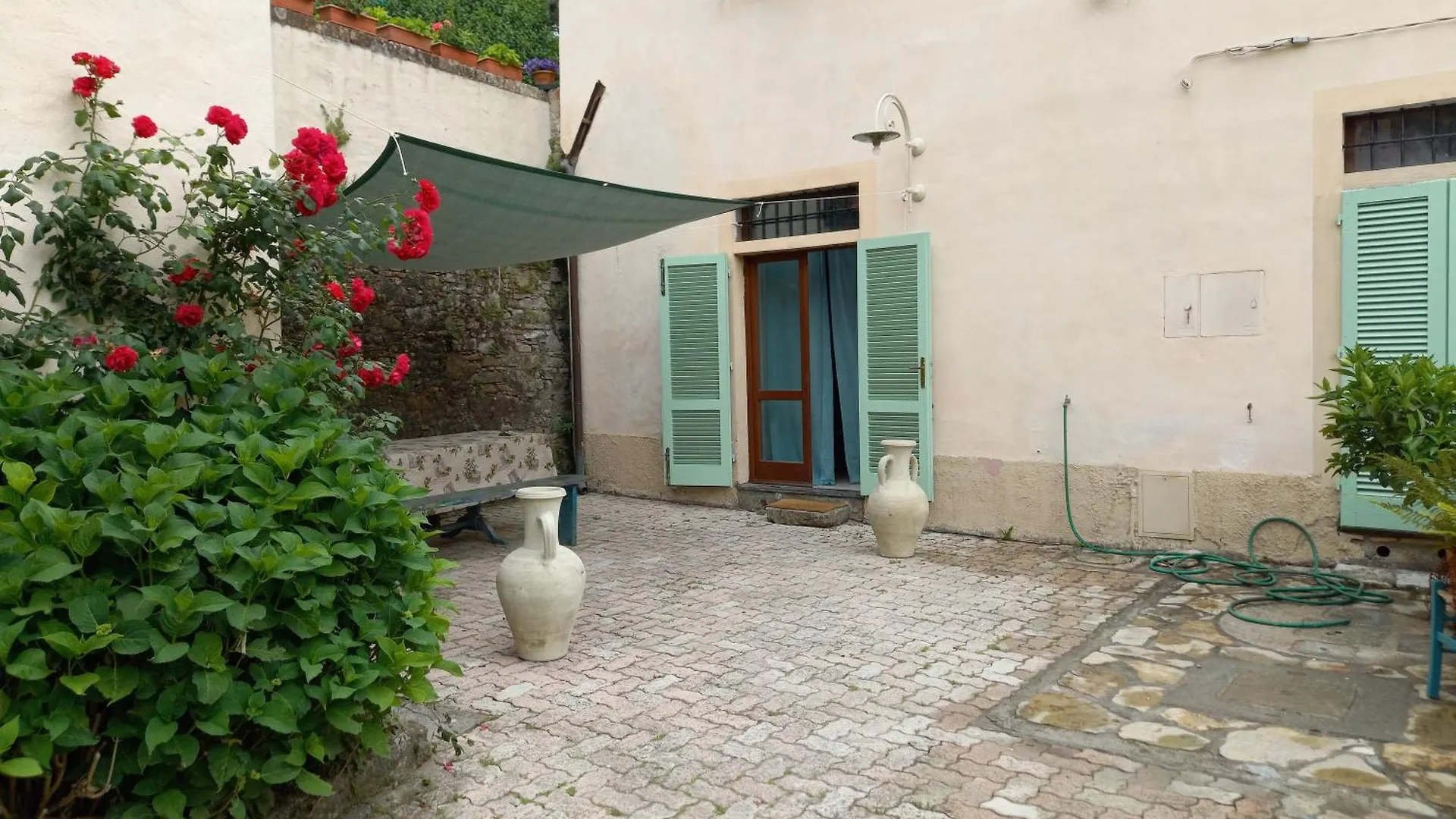 Il Fienile Villa Ripafratta 0*,  Italy